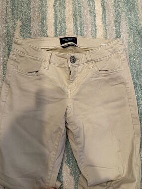 American Eagle Khaki Jeggings Cotton Pants